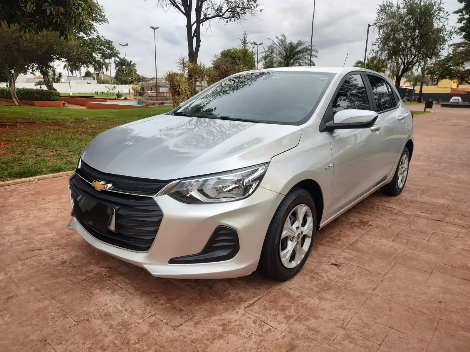 Chevrolet ONIX HATCH LT 1.0 12V Flex 5p Mec. ONIX HATCH LT 1.0 12V Flex 5p Mec. 2020 — foto 3
